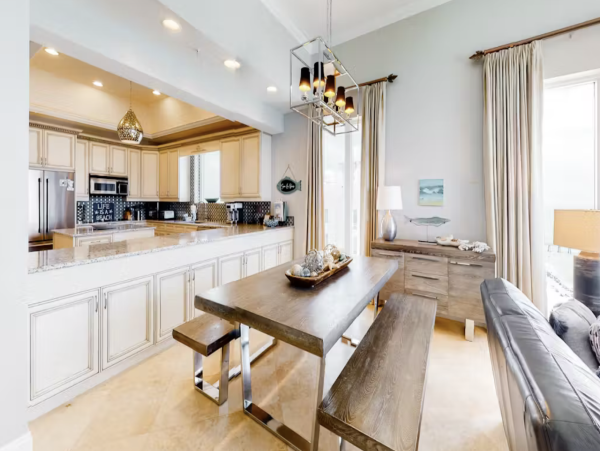 Penthouse Unit with Beach Service